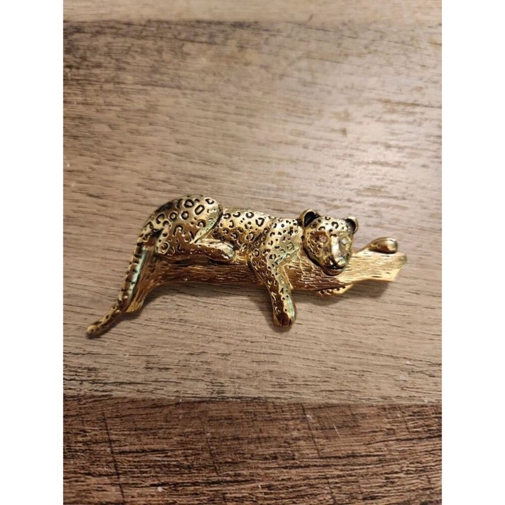 Leopard Goldtone Brooch
